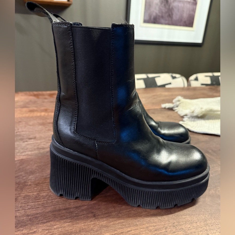 Bamboo Joanna wedge heeled boots